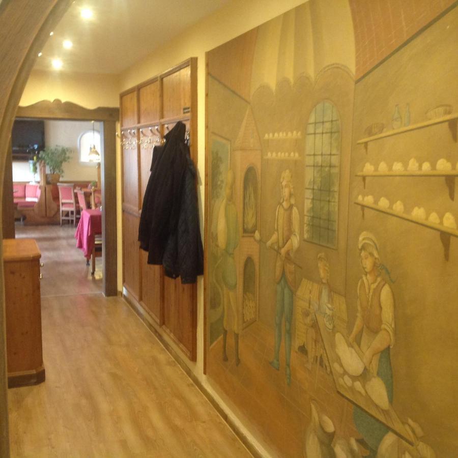 La Locanda Ristorante Pizzeria Garni Ohlstadt Extérieur photo